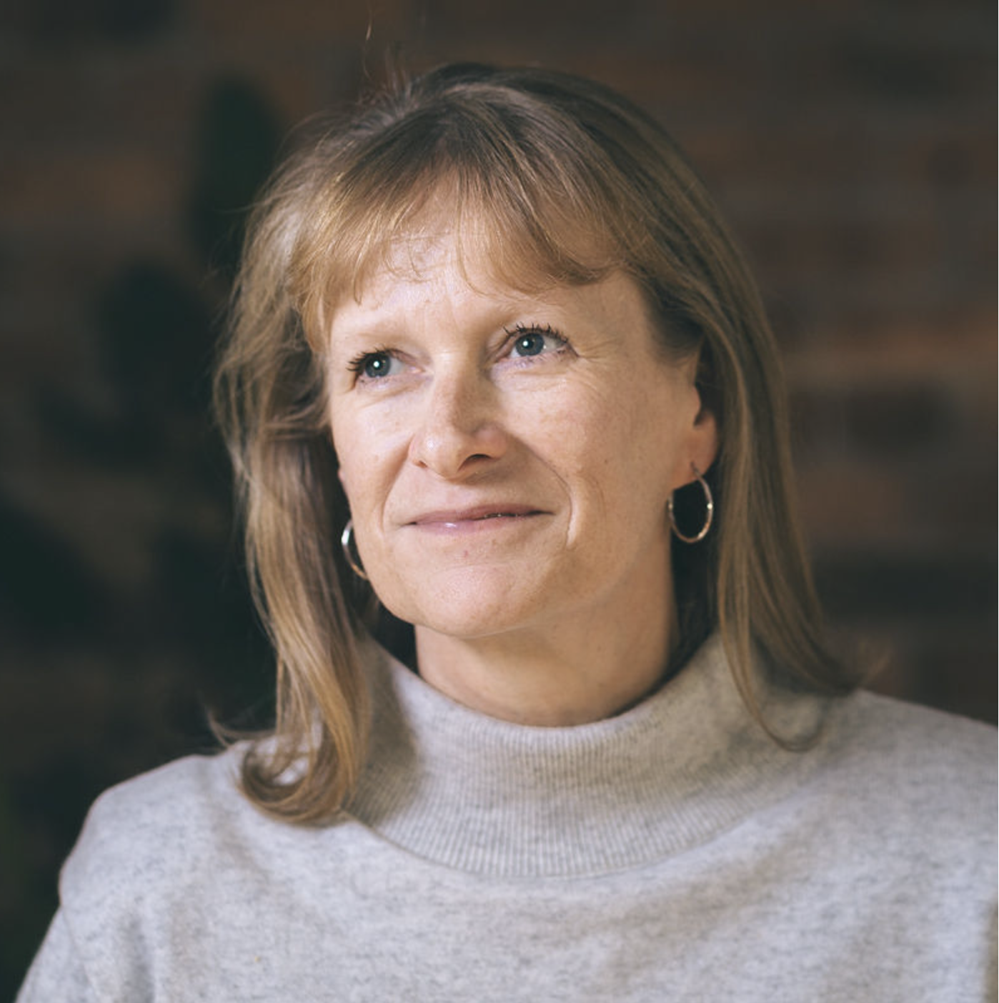 Lesley Gulliver, Managing Director